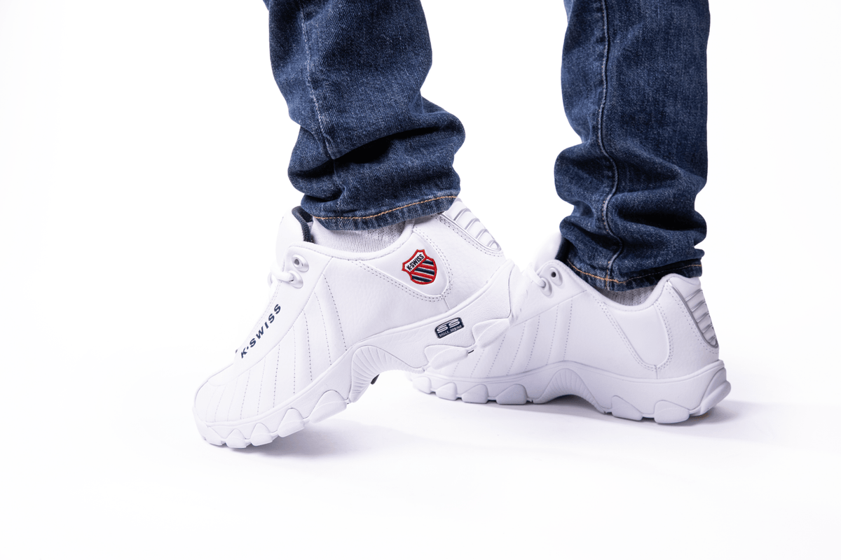 ST329 CMF | K-Swiss Signature