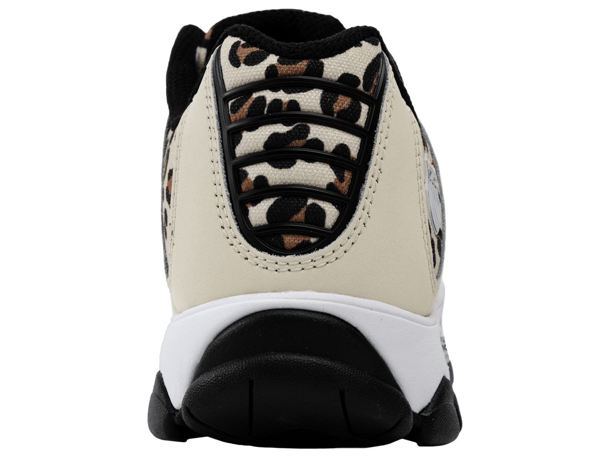ST329 CMF | K-Swiss Smart Buy